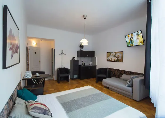 Lejlighed Modern Skolska 20 *