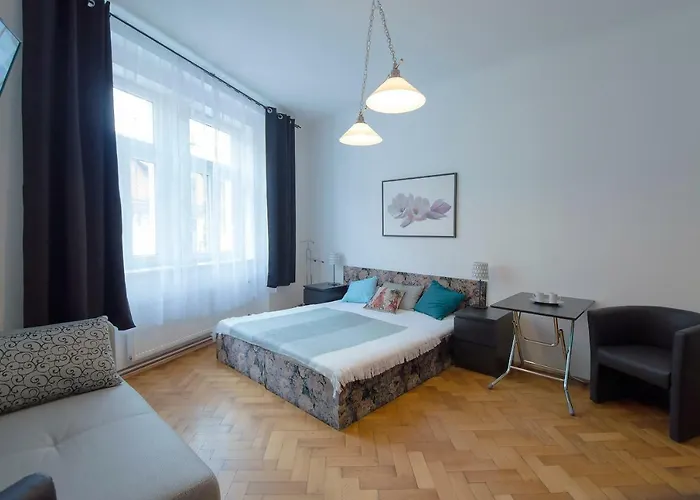 Lejlighed Modern Skolska 20 *