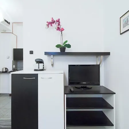 Modern Skolska 20 Apartmán *