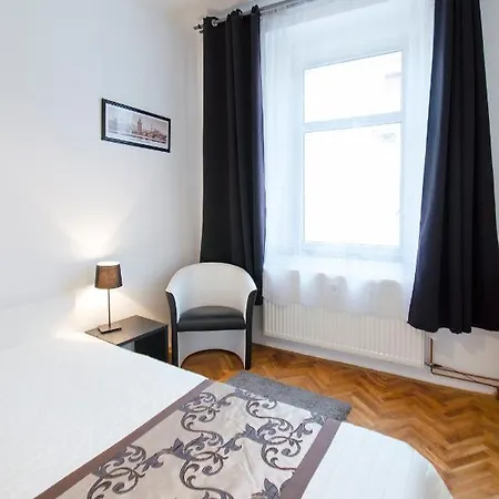 Modern Skolska 20