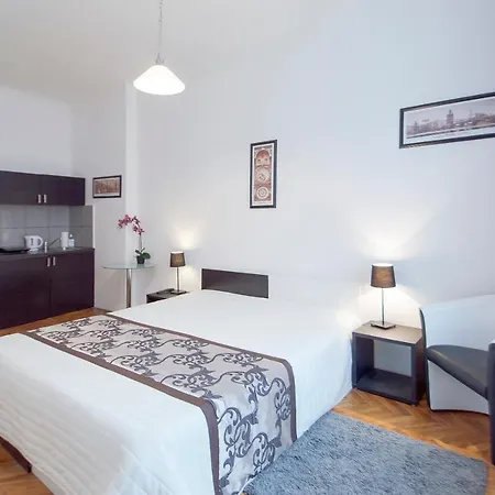 Modern Skolska 20 Daire Prag