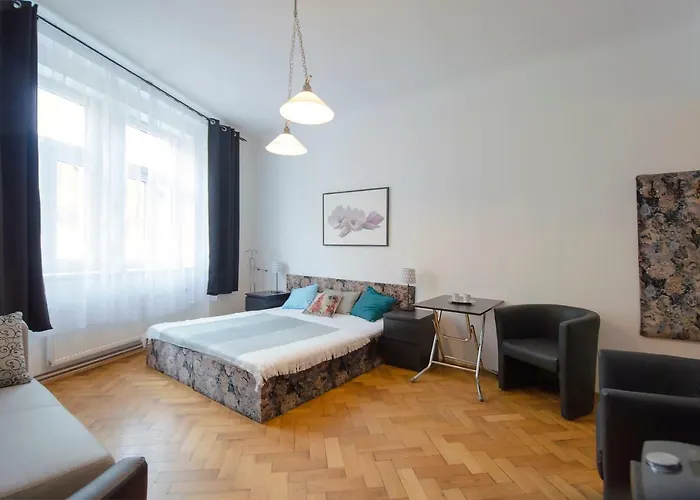 Modern Skolska 20 *